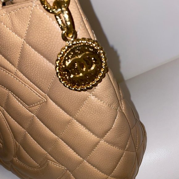 CHANEL Caviar Medallion Tote - Picture 2 of 6